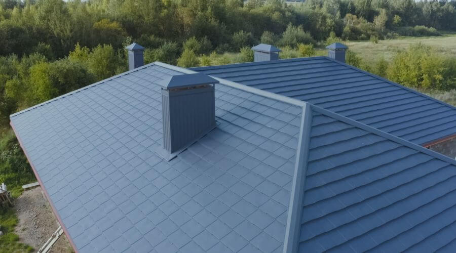 Professional gutter cleaning in Mart, TX